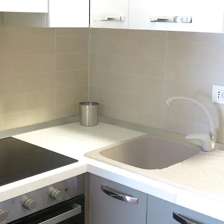 Apartment Marconi32- *
